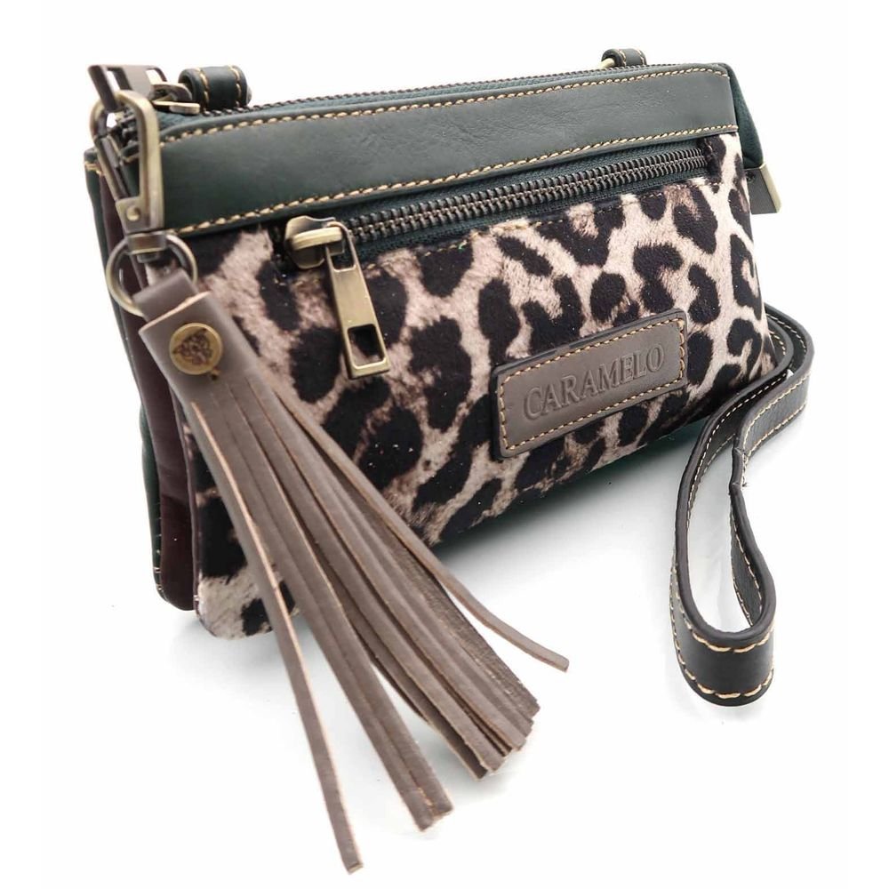 Bolsito piel animal print con asa de mano verde CARAMELO
