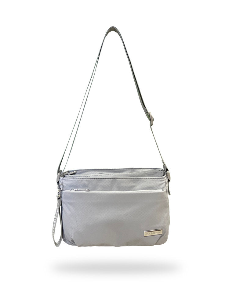 BOLSO MUJER CON ASA JAVIER LARRAINZAR AZUL | TRAVEL FANTASY | 1 UNIDAD | 1806240000089 Imagen principal del producto