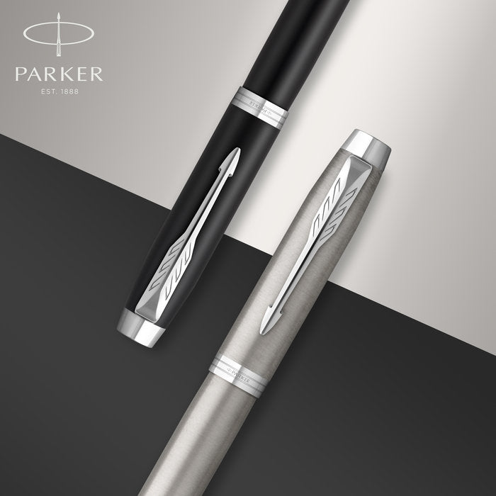 Pluma Parker IM Essential F negro detalles cromados