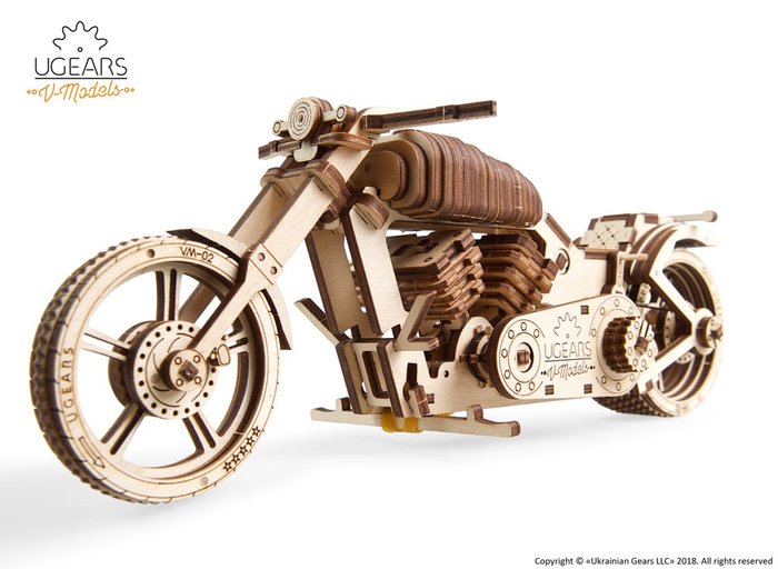 Maqueta Modelo Moto UGEARS en madera natural