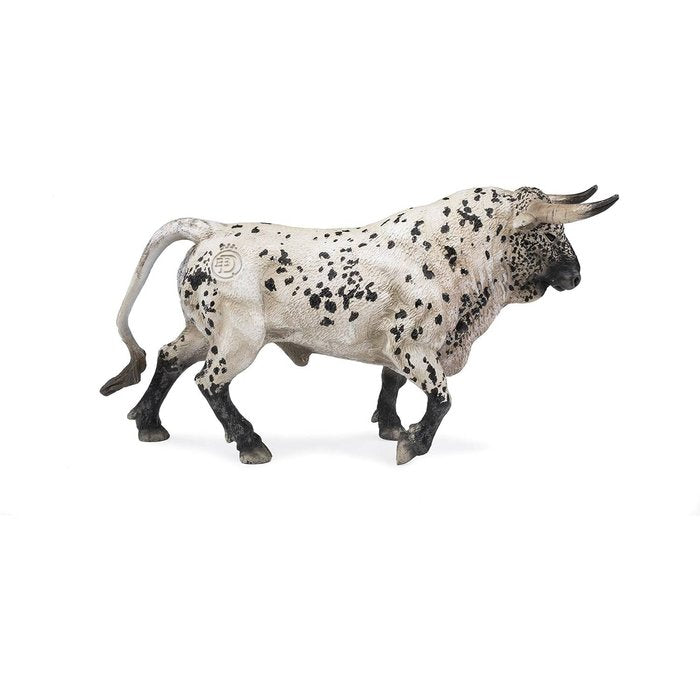 FIGURA TORO BRAVO ENSABANADO TROTANDO | DEQUBE | 1 UNIDAD | 4892900100036 Imagen principal del producto