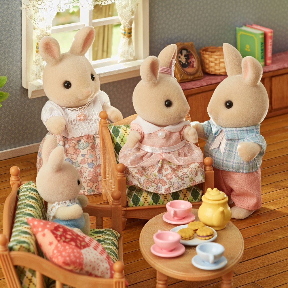 Familia Conejo de Leche Sylvanian Families