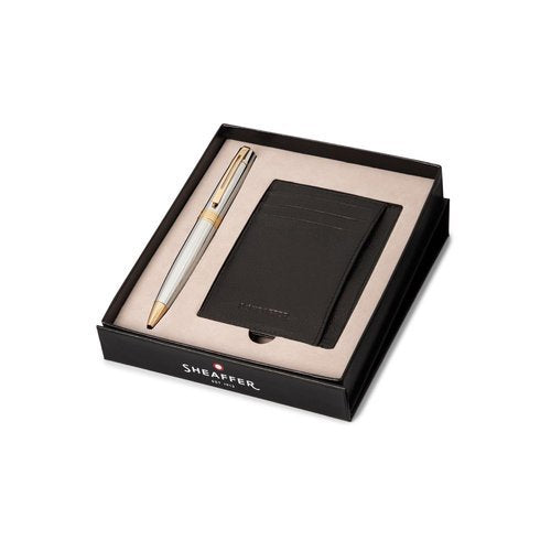 JUEGO BOLIGRAFO 9342 CROMO Y DORADO + TARJETERO DE PIEL | SHEAFFER | 1 UNIDAD | 8088870357600