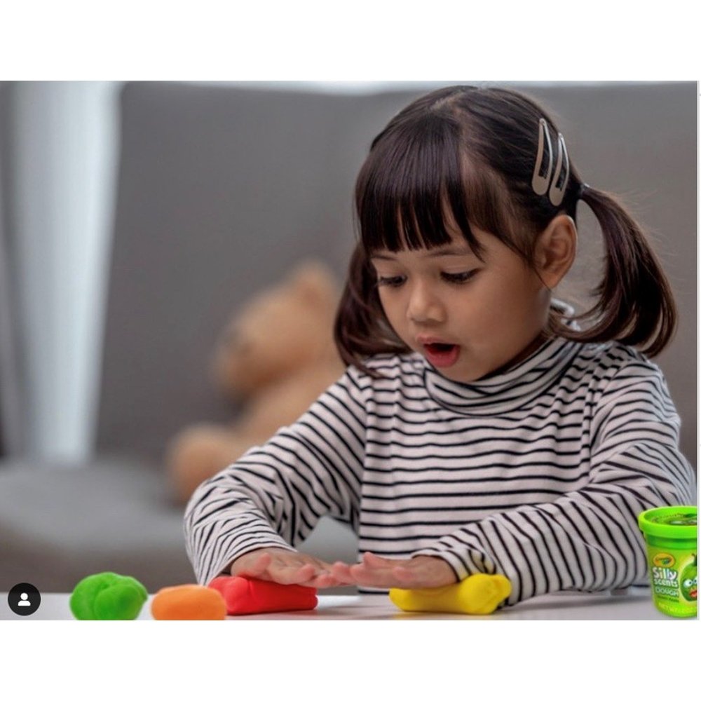 Conjunto 3 botes plastilina aromatizada Crayola Silly Scents
