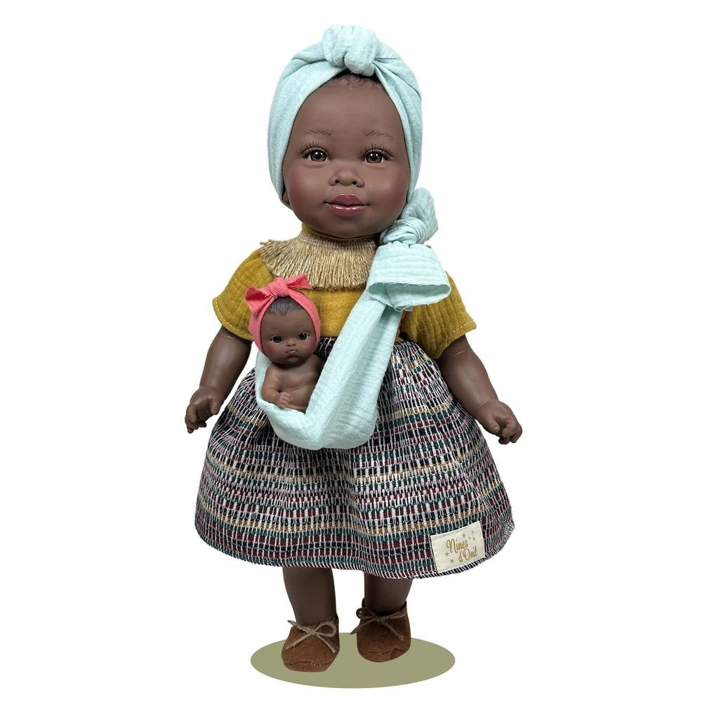 Muñeca Maria con Bebe Brown Nines D'Onil Imagen principal del producto