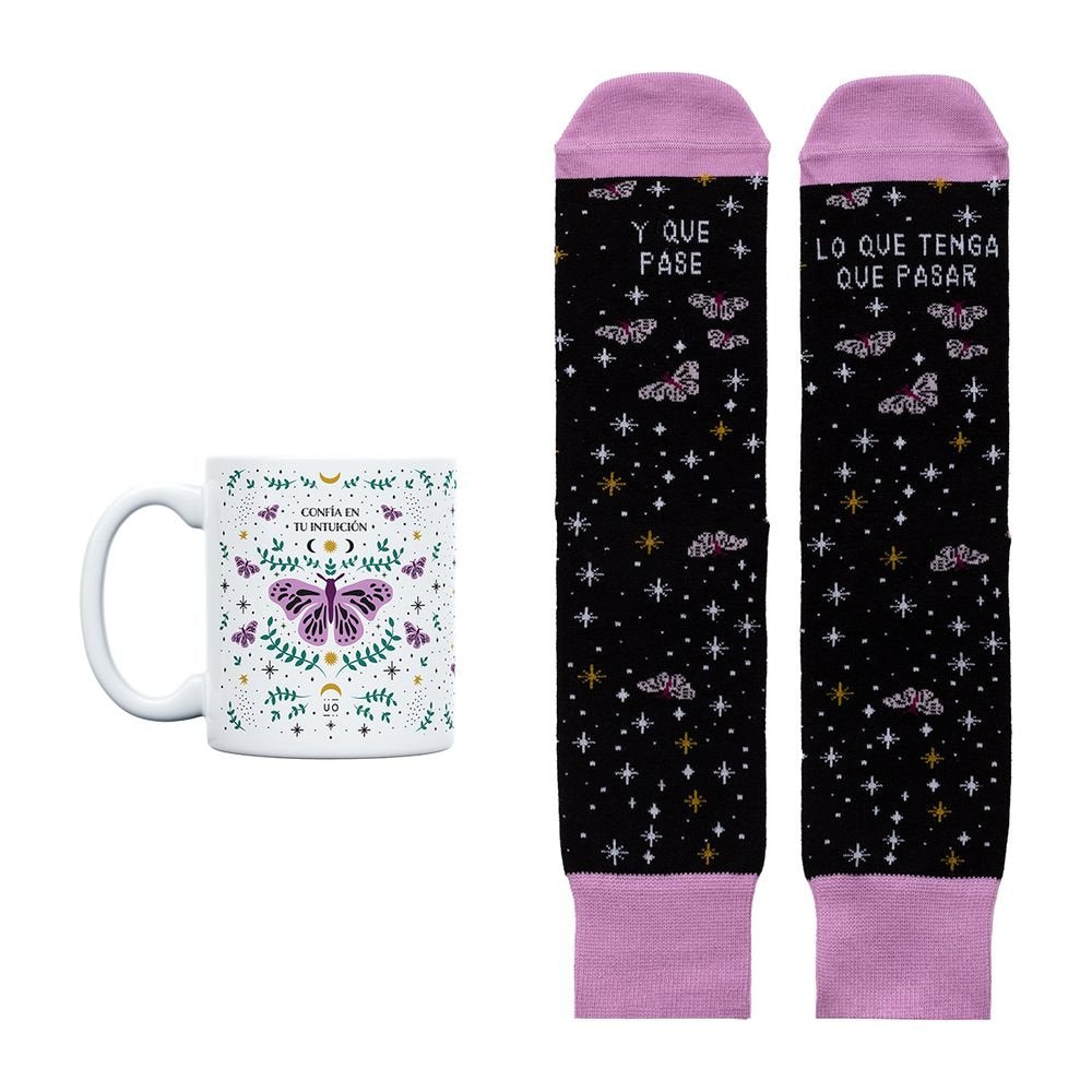 KIT TAZA+CALCETINES Y QUE PASE LO QUE TENGA QUE PASAR T36-41 | UO | 1 UNIDAD | 8435449376522 Imagen principal del producto
