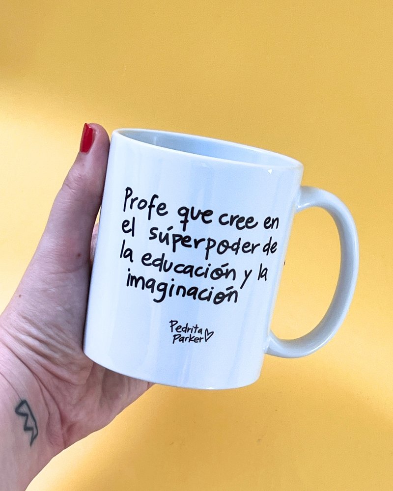 Taza Profe Superpoderes de Pedrita Parker
