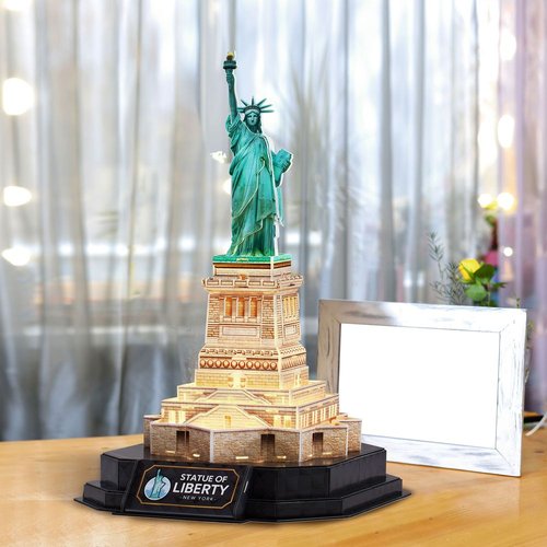 Puzzle 3D Estatua de la Libertad LED - World Brands
