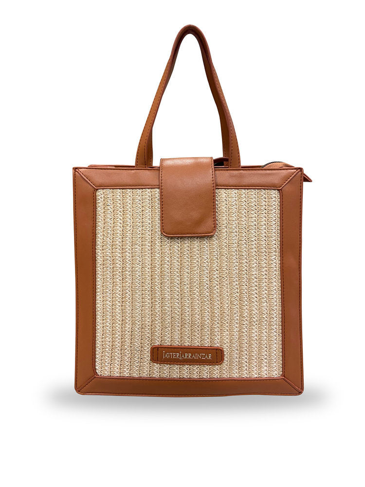 MOCHILA RAFIA MUJER JAVIER LARRAINZAR ARNEDO MARRON | TRAVEL FANTASY Imagen principal del producto
