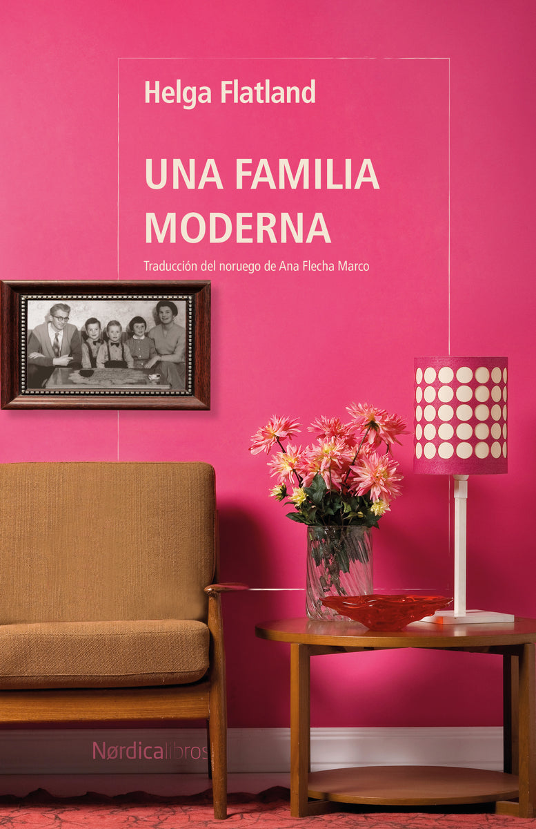 Una familia moderna (Nórdica Libros) 9788410200364 Imagen principal del producto