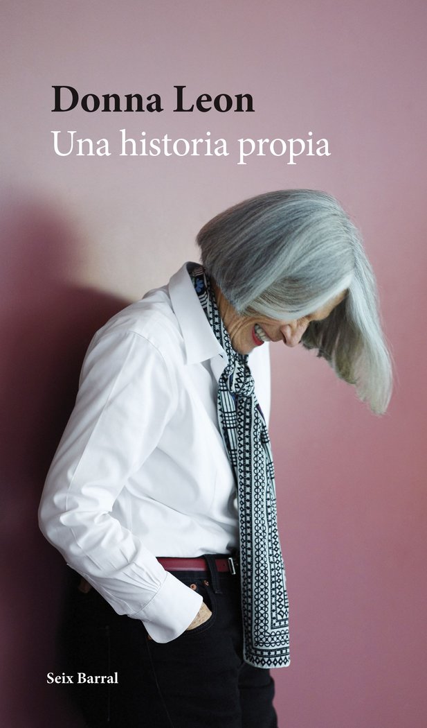 UNA HISTORIA PROPIA - 9788432242298 Imagen principal del producto